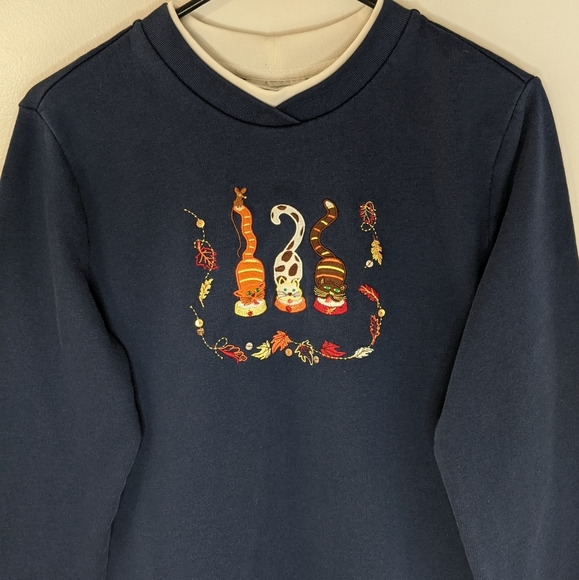 Early 2000s Grunge Cats Double Collared Sweatshirt - Picture 3 of 9